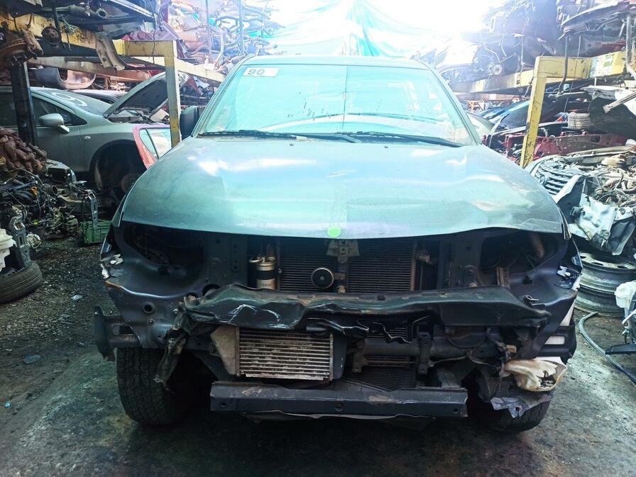  Mitsubishi L200 2013    EN DESARME